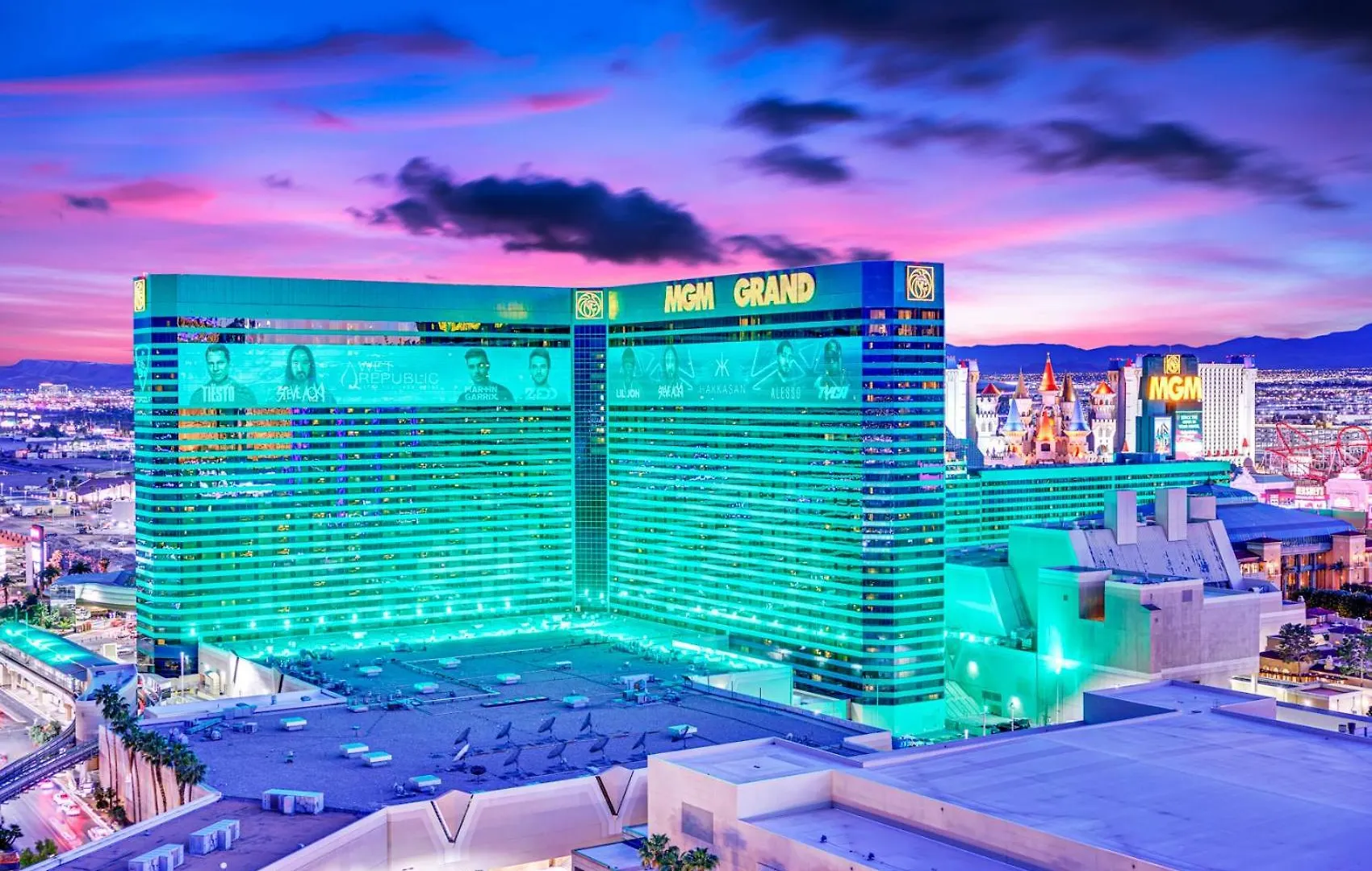 Skyline Serenity-Strip Pool F1 View-No Resort Fee Las Vegas 0*,